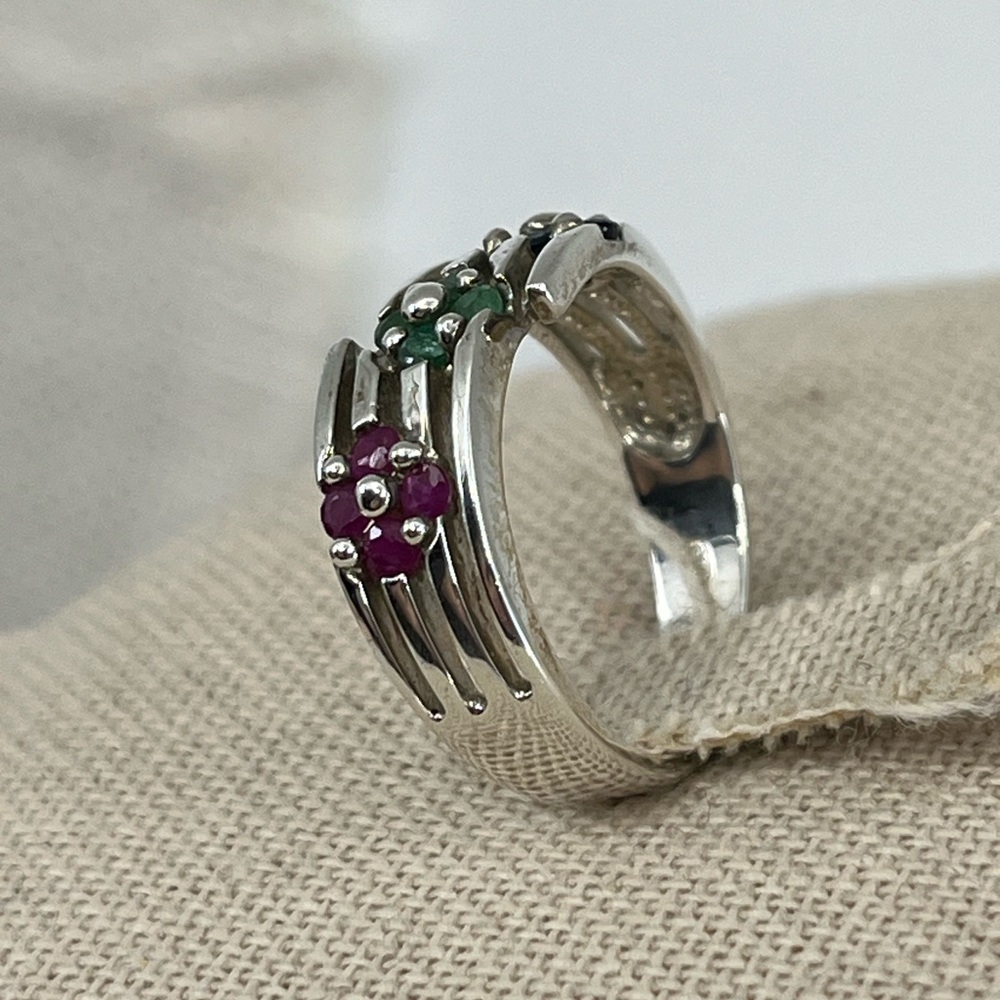 Vintage Sterling Silver Flower Cluster Ring – Ruby, Emerald, Sapphire - Picture 3 of 16